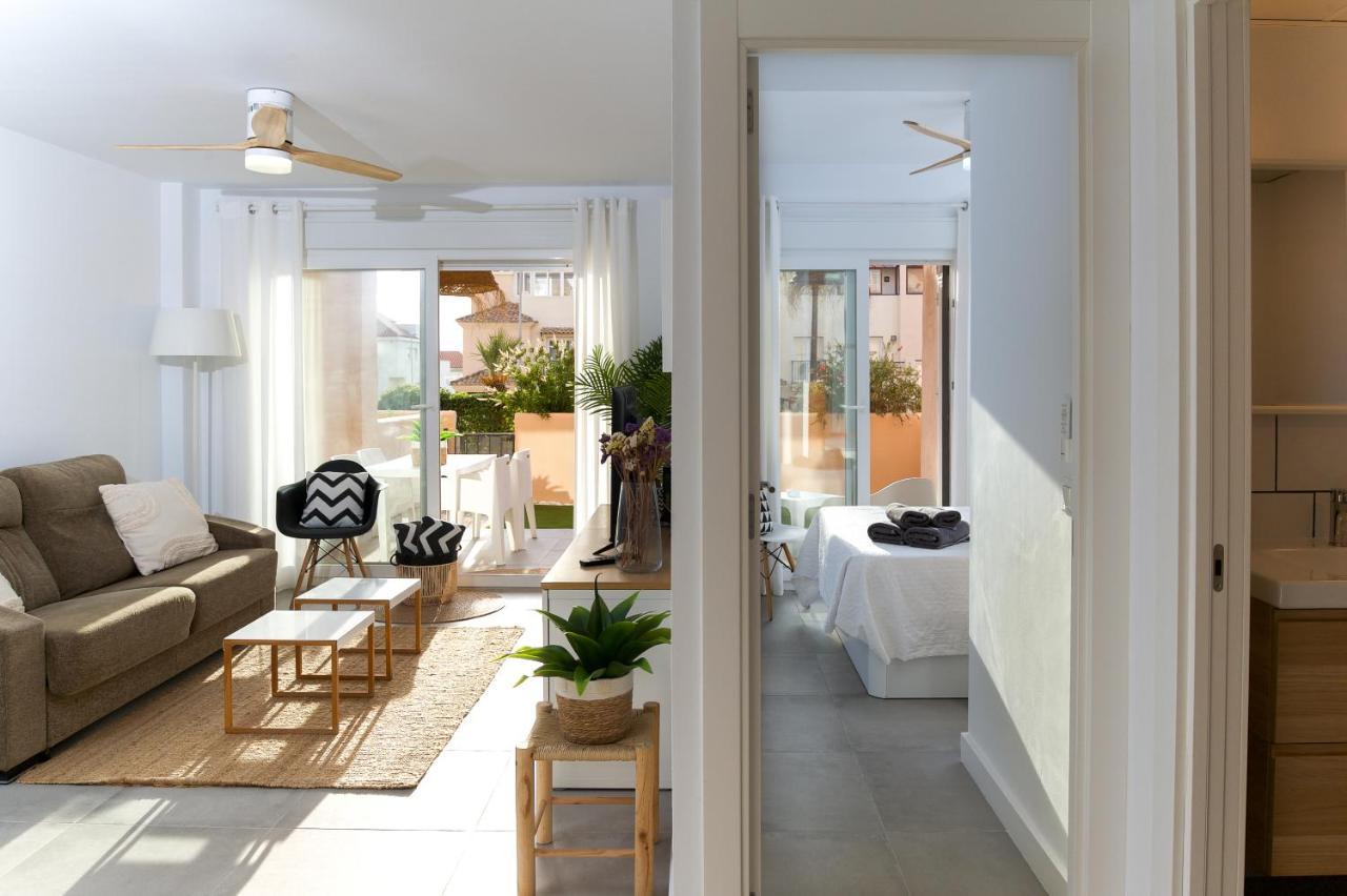 Surf Apartment - Wifi - Parking - Swimming Pool - Patio - Garden Tarifa Exterior photo
